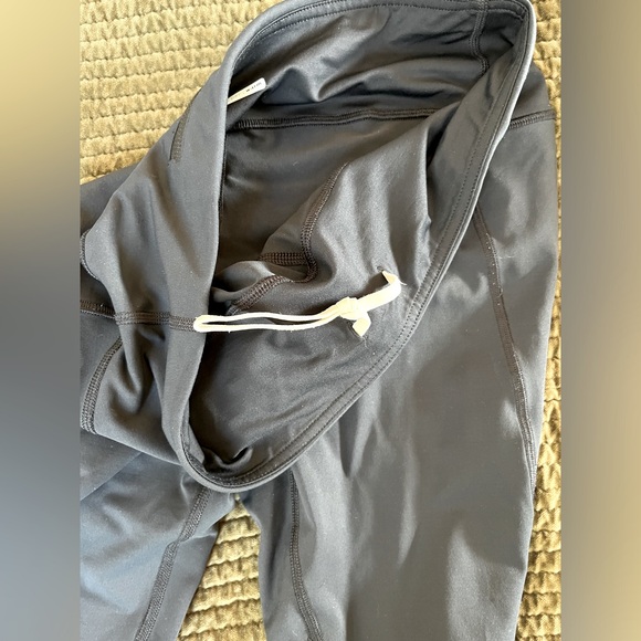 Lululemon Run Yoga Leggings - Picture 5 of 5